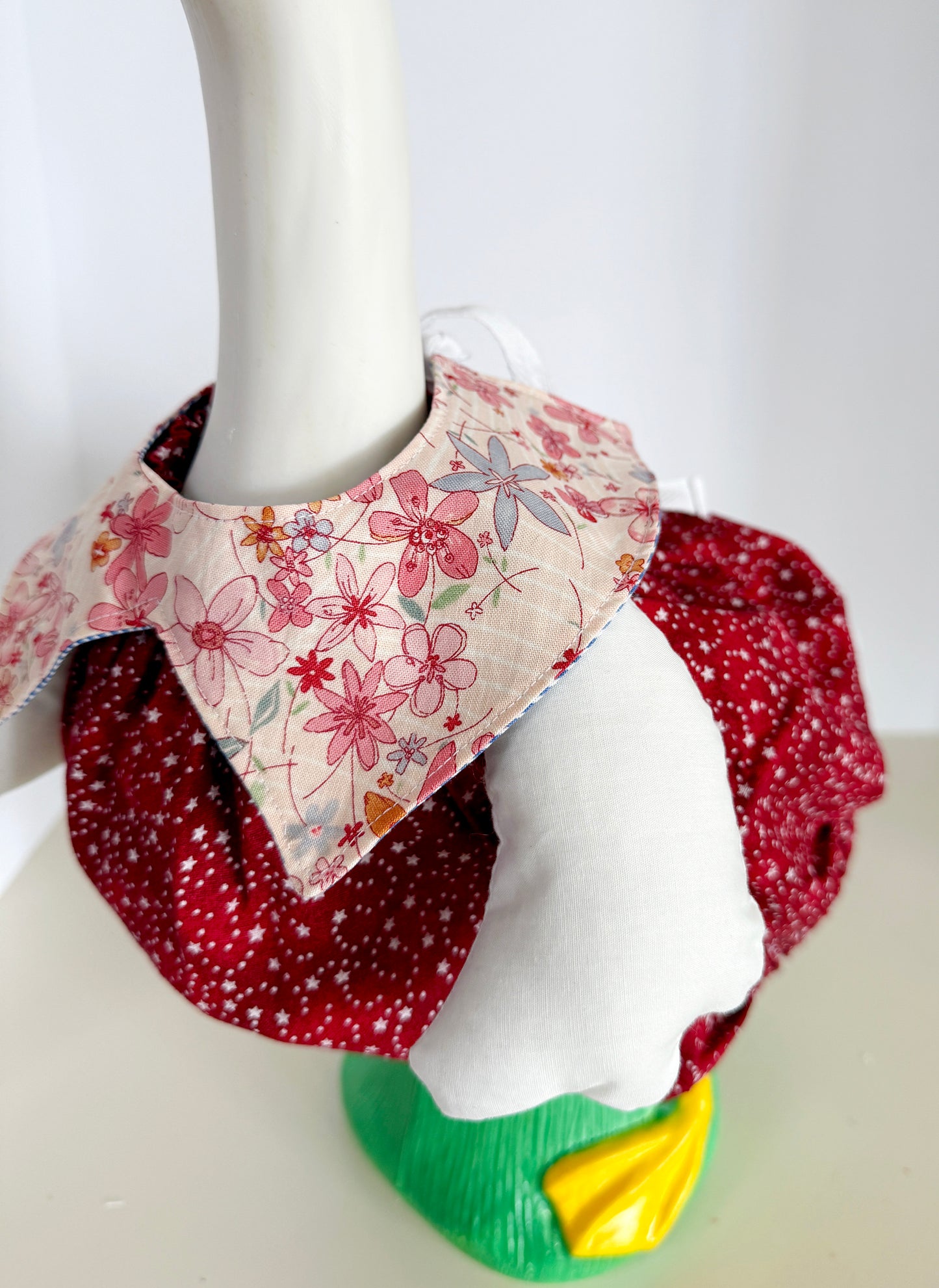 17" Goose Red Dress and Reversible Collar