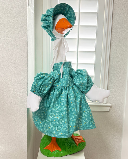 28" Goose Dress and Bonnet - wings sold separately