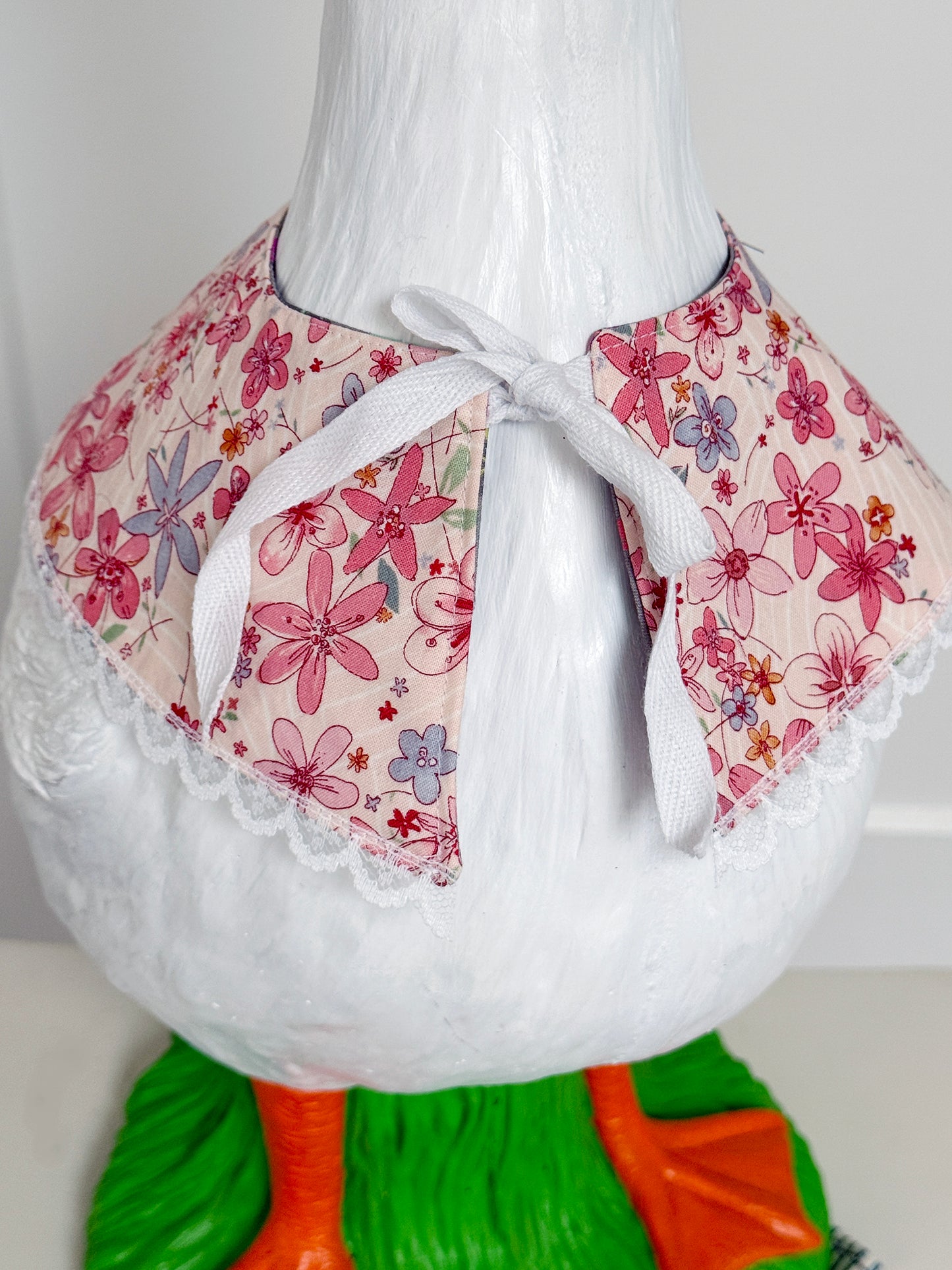 28" Goose Collar and Bonnet - Worn 2 ways and reversible