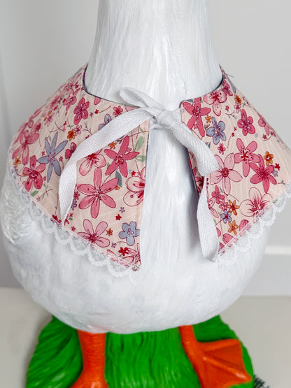 28" Goose Collar and Bonnet - Worn 2 ways and reversible