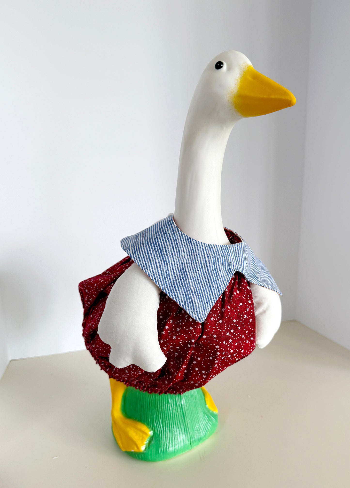 17" Goose Red Dress and Reversible Collar