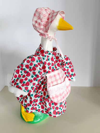 17" Goose Strawberry Dress Bonnet and Apron