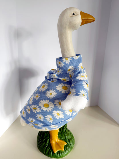 23" Goose Blue with Daisy T-shirt