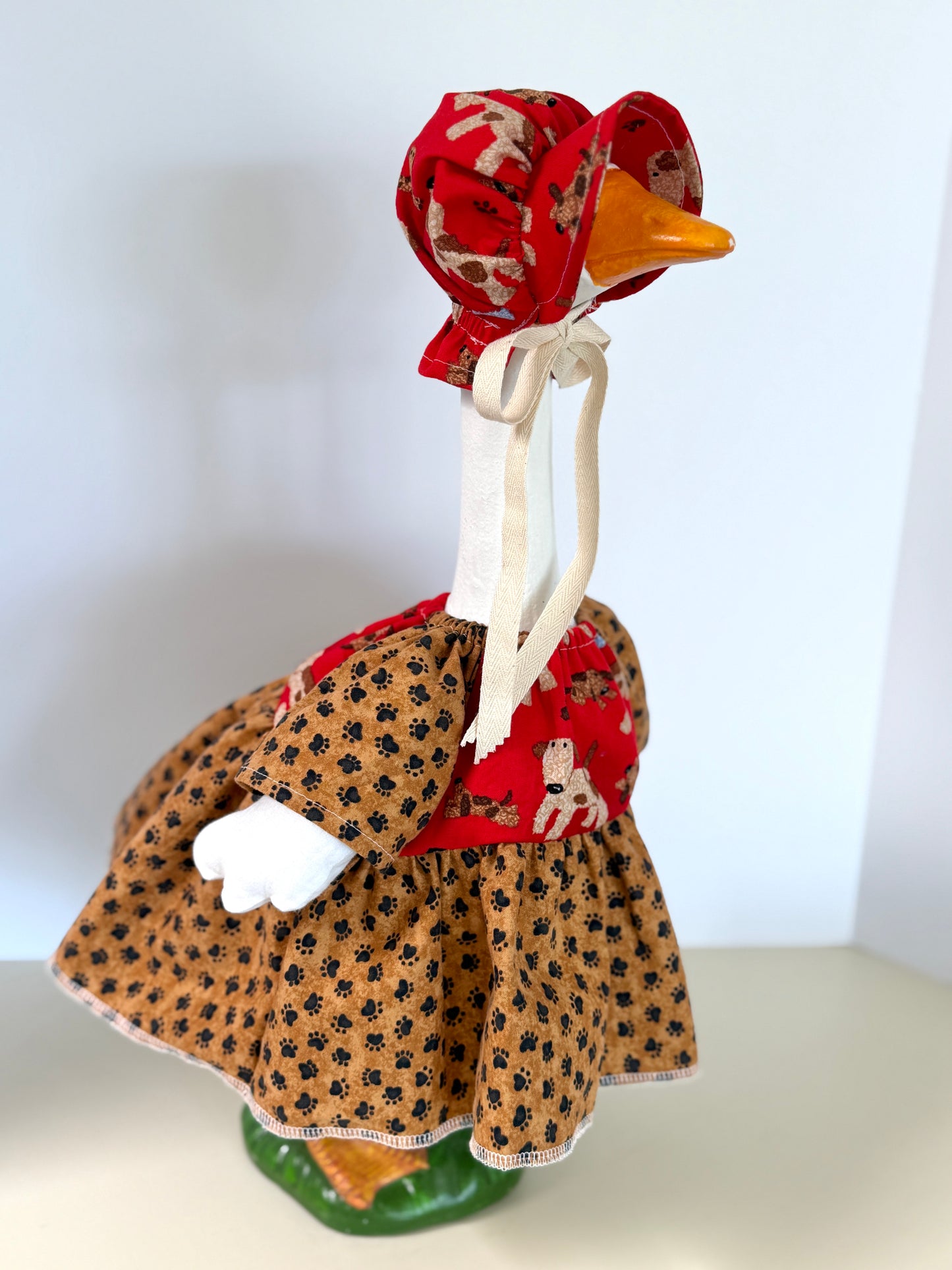 21" or 17” Goose Dog Paw Dress and Bonnet