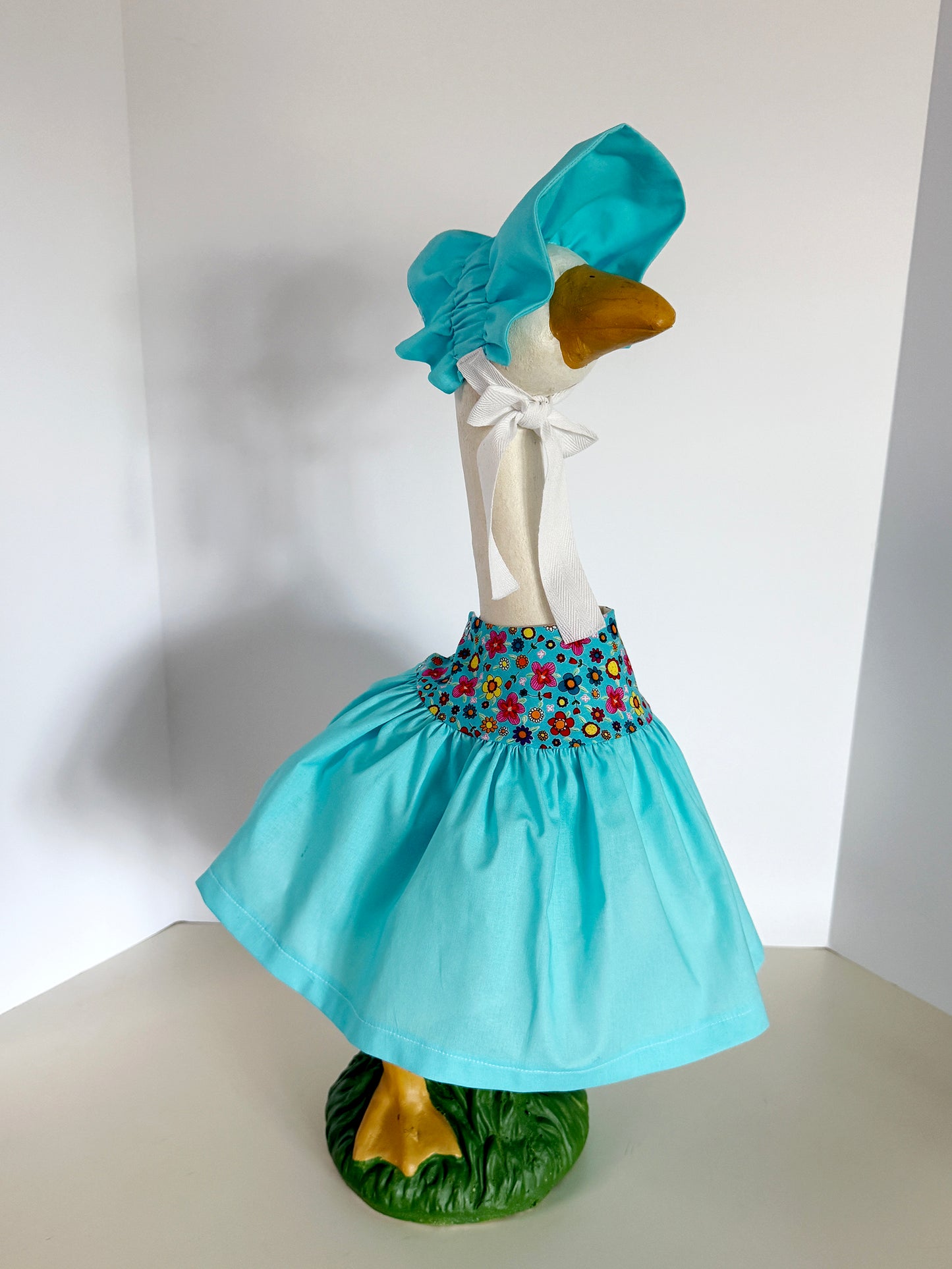 23" Daisy Goose Dress and Bonnet - Digital Sewing Pattern