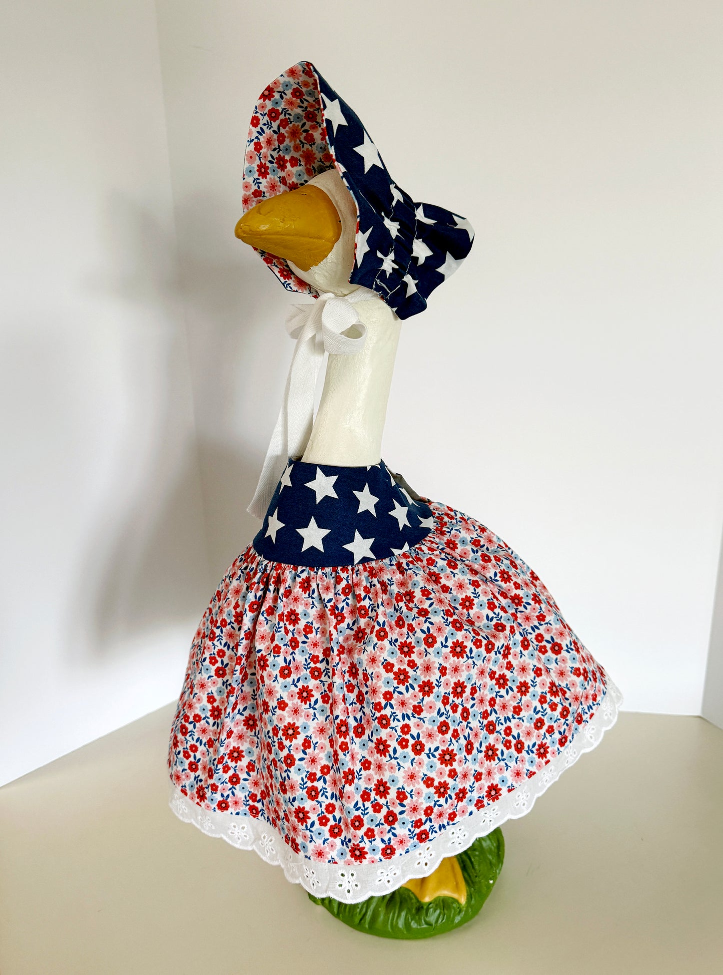 23" Daisy Goose Dress and Bonnet - Digital Sewing Pattern