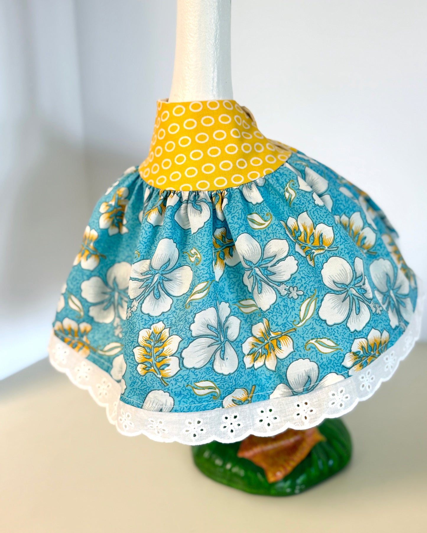 17” Daisy Goose Hawaiian Print Dress and Bonnet