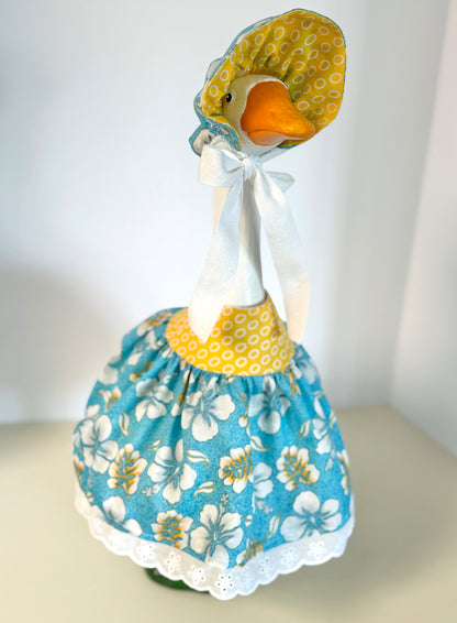 17” Daisy Goose Hawaiian Print Dress and Bonnet