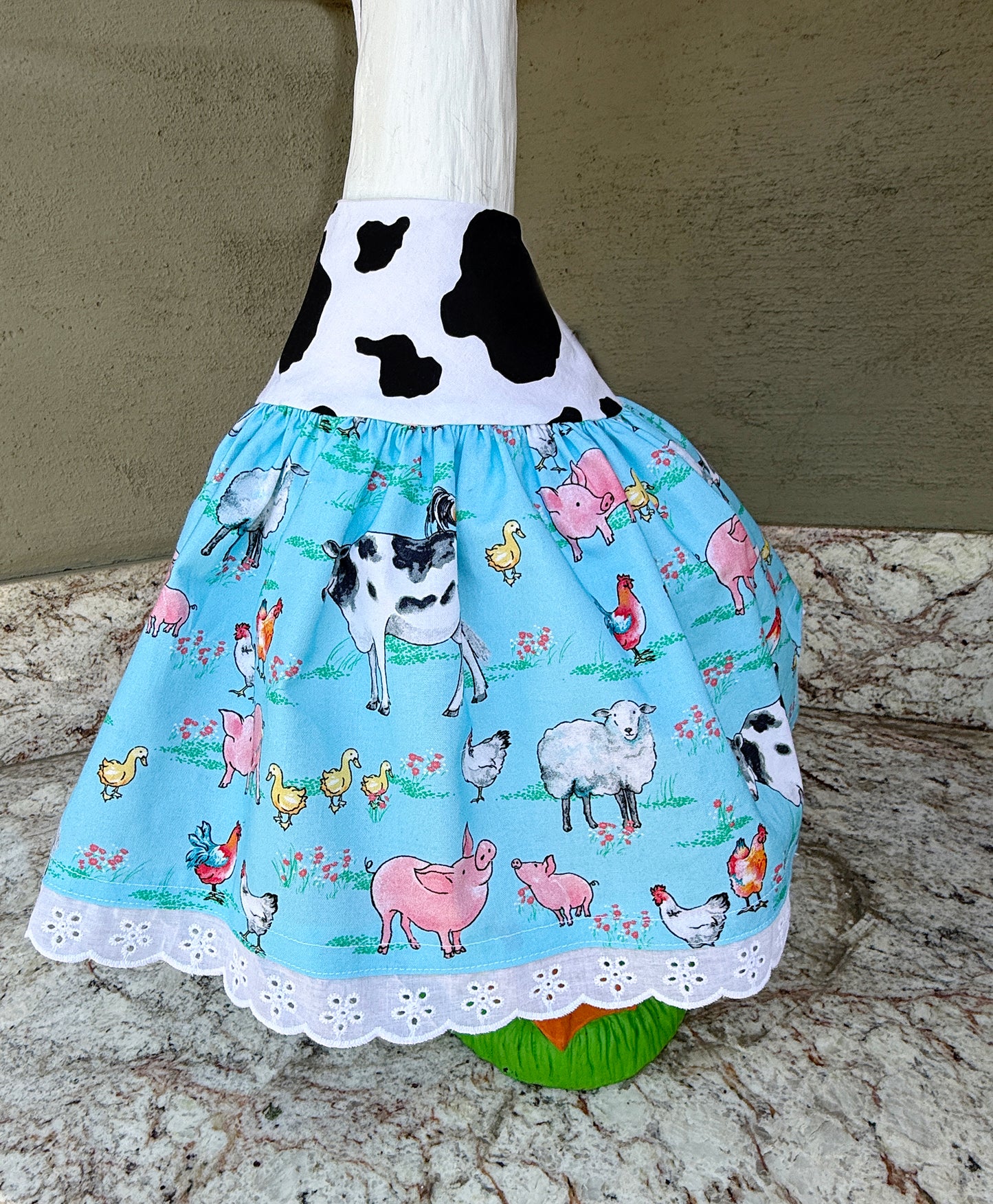 Choose your size Daisy Goose Farm Animal and Cow Print Dress and Bonnet