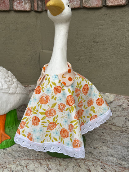 23" Basic Dress with collar and bonnet Porch Goose