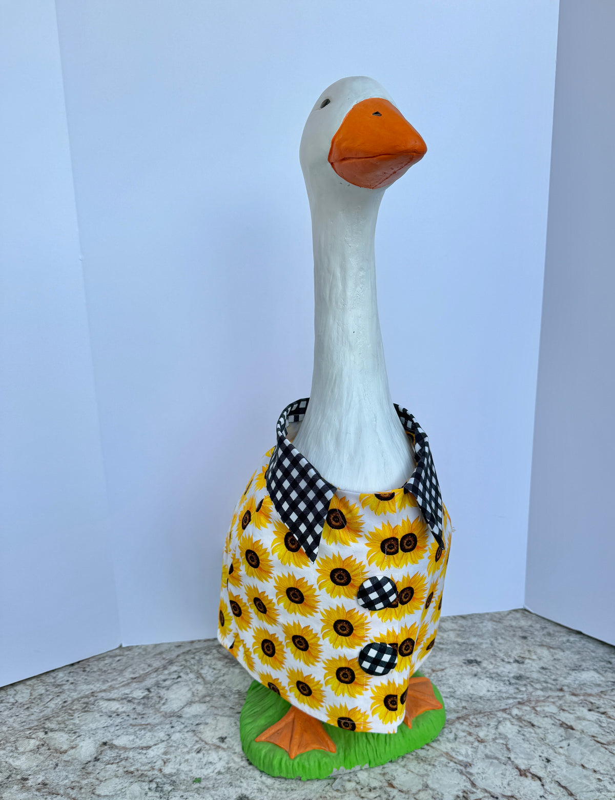 28” Sunflower collared shirt - porch goose