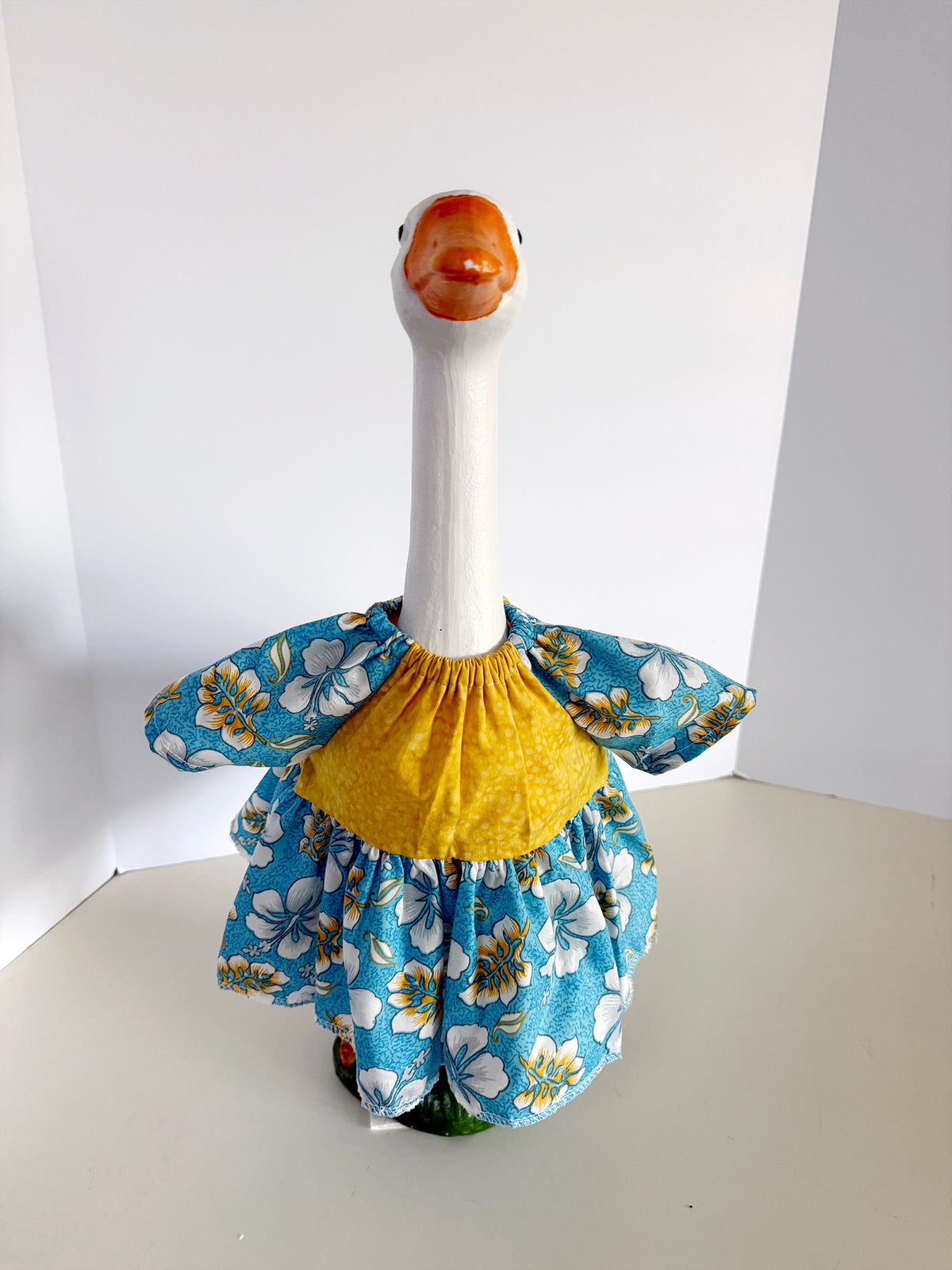 17-21"   Hawaiian print dress with yellow Porch Goose