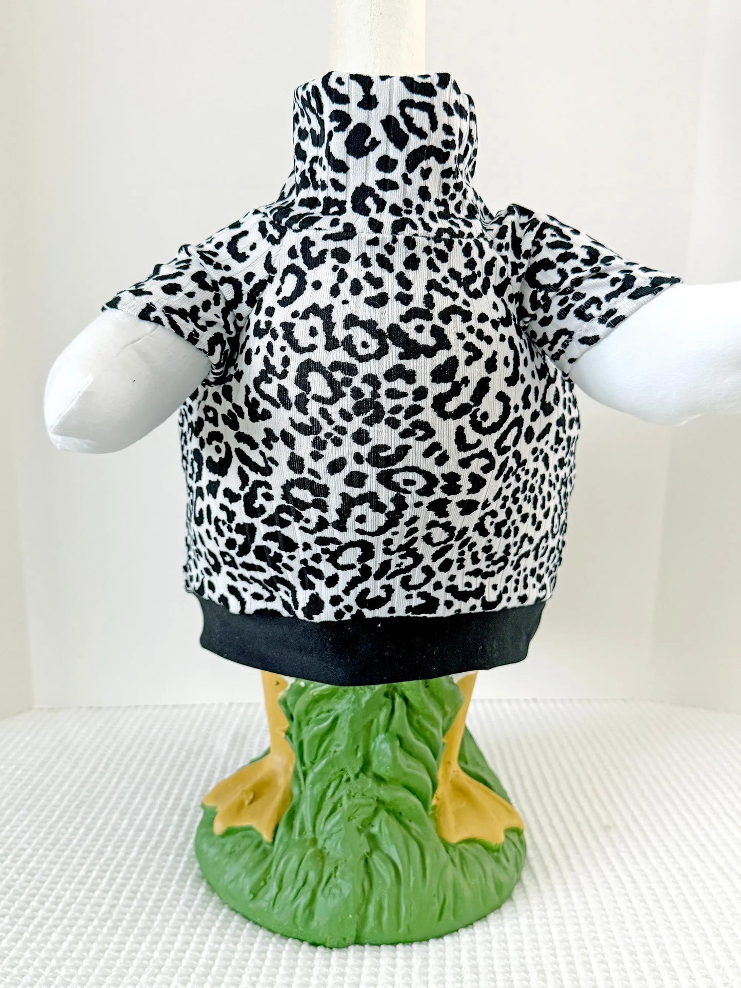23 Inch Porch Goose t-shirt Digtital PDF sewing patterns