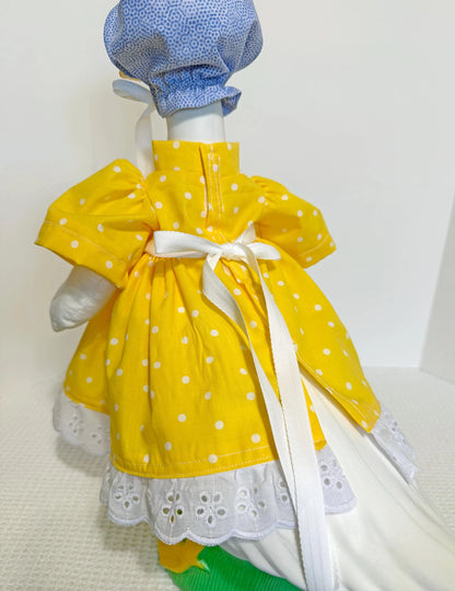 17 Inch Porch Goose Dress, Bonnet, Apron and Wings. Digital Sewing Pattern
